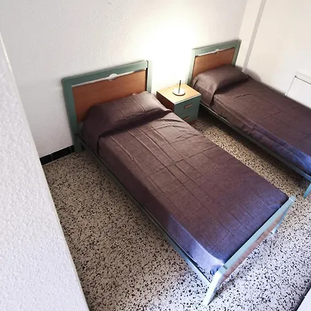 Cristobal Planet Apartment La Pineda